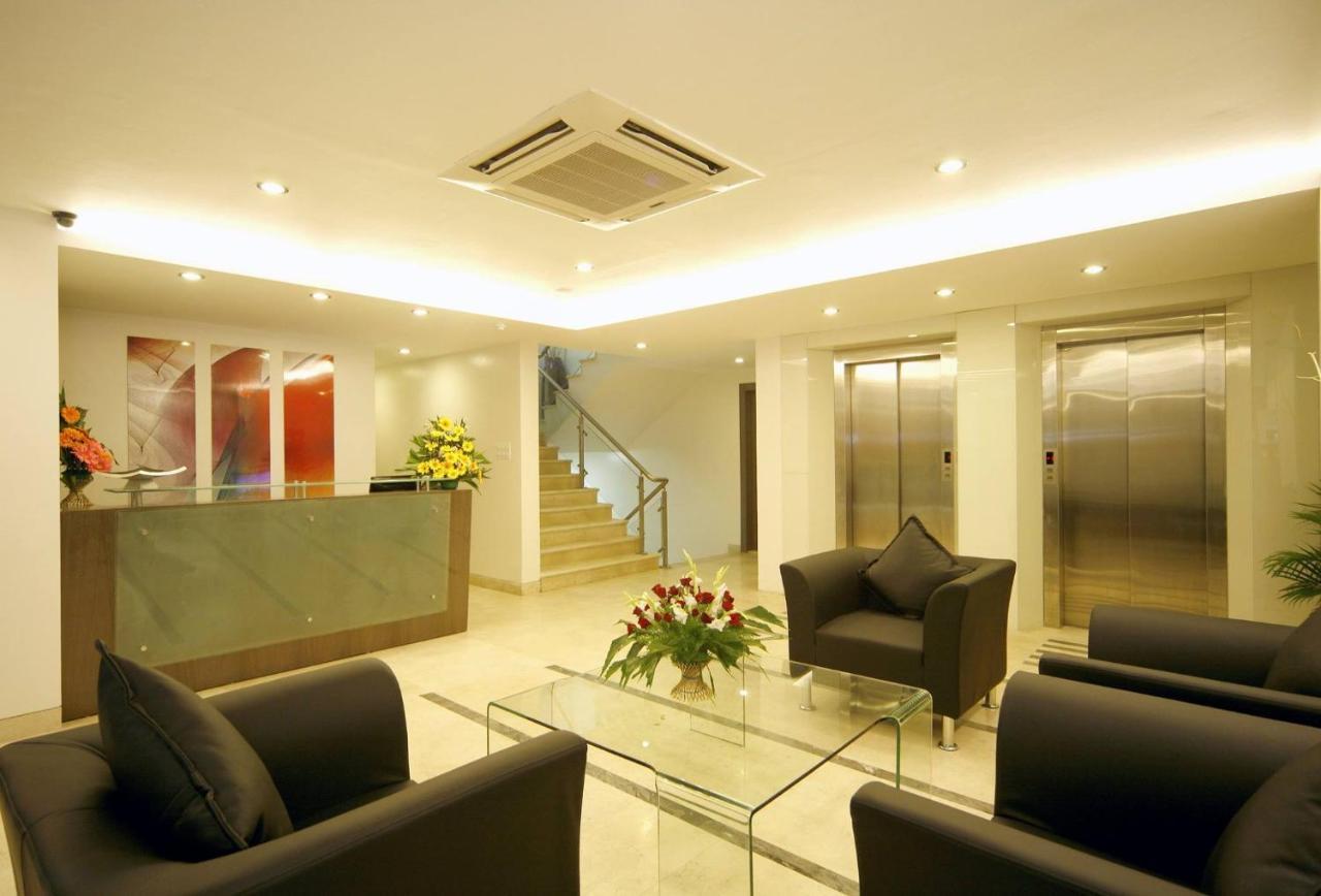 Orbett Hotel Pune Esterno foto